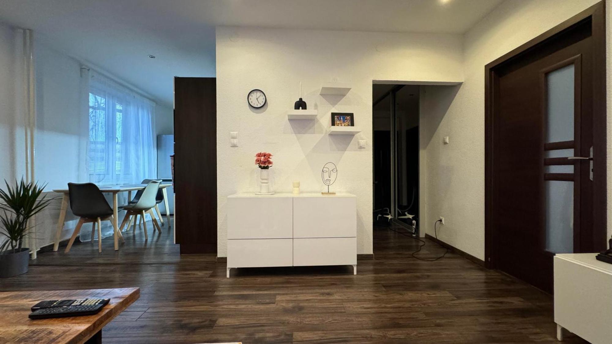 Milde'S Apartment Near The City Center - Hospodarska Street 트르나바 외부 사진