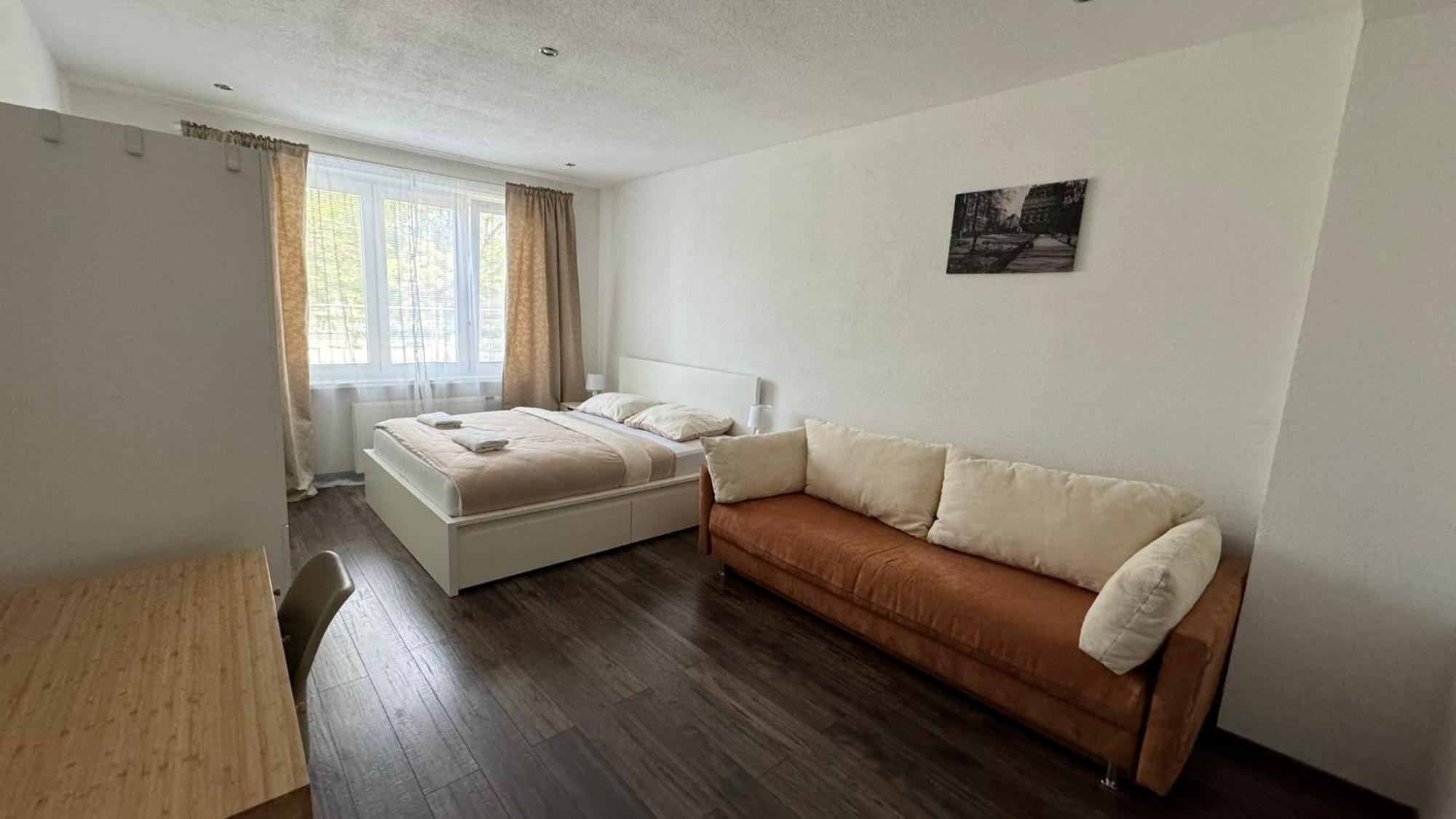 Milde'S Apartment Near The City Center - Hospodarska Street 트르나바 외부 사진